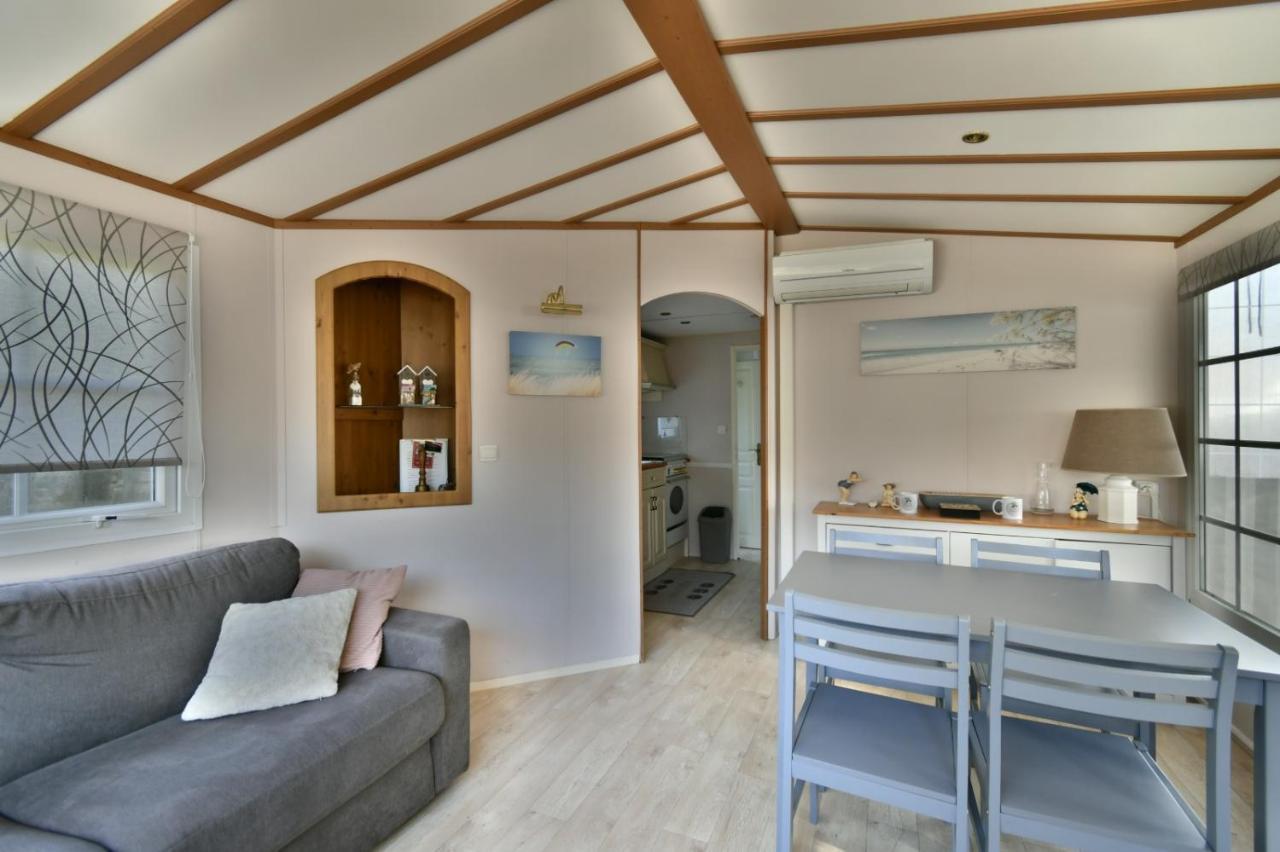 Mobil'Home Climatise Terrain Prive Proche Du Zoo De La Palmyre Les Mathes Exterior foto